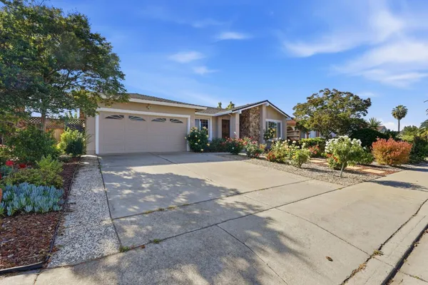 $1,999,888 | 6141 Royal Acorn Place, San Jose, CA 95120