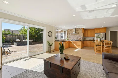 $1,999,888 | 6141 Royal Acorn Place, San Jose, CA 95120
