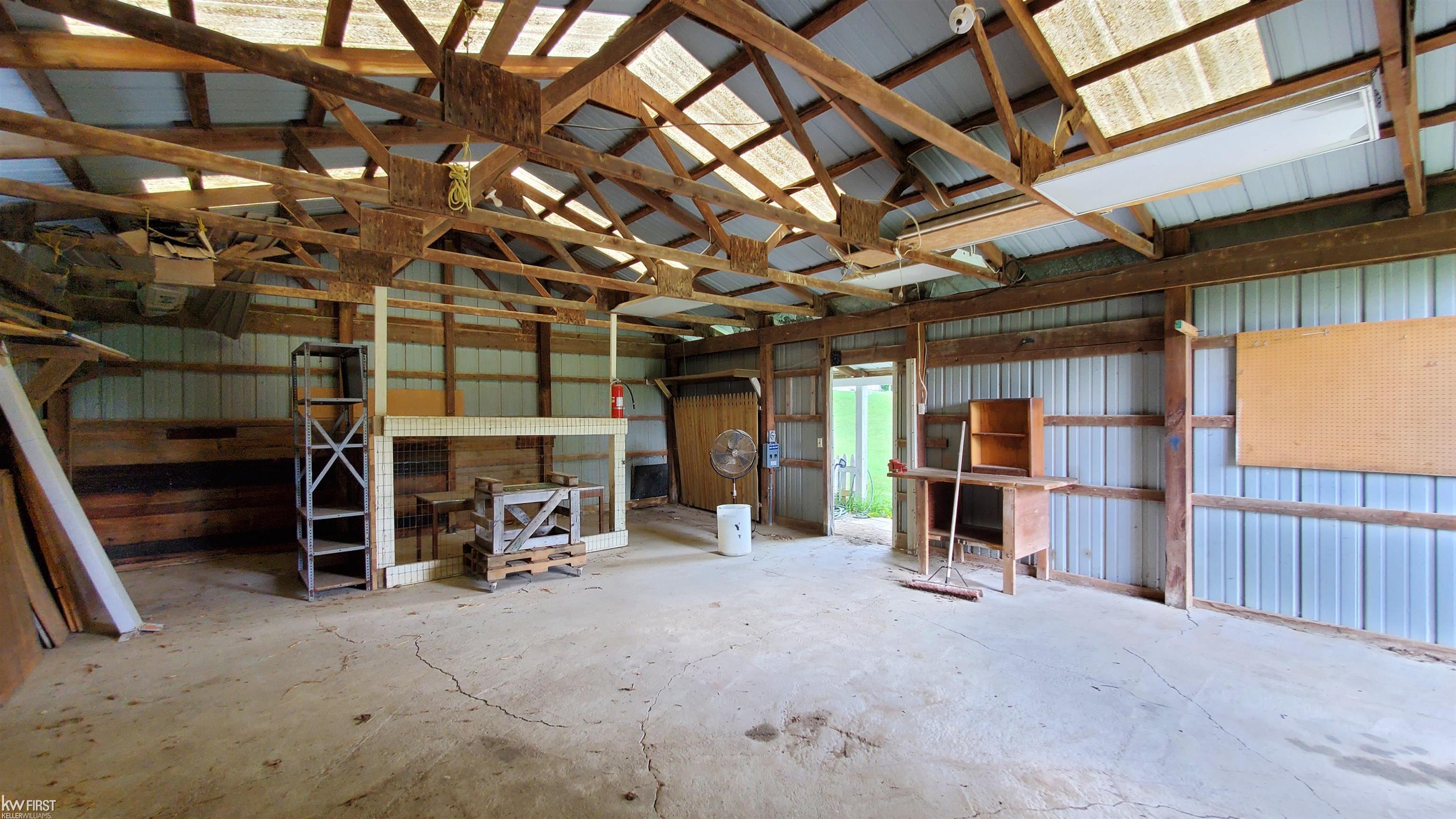 4284 Atlas Road Davison, MI 48423 - Photo 35 of 41 50114168-34.JPG