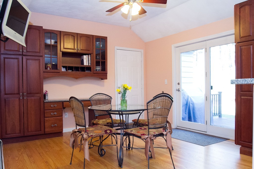 132 Cold Spring Road Westford, MA 01886 - Photo 6 of 30 Gallery Image 6