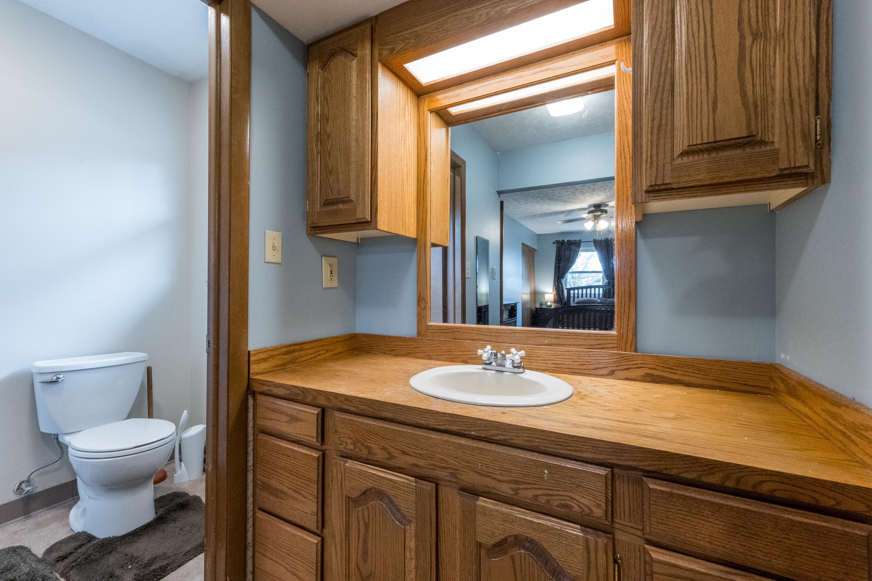 8455 Morse Road Southwest Blacklick, OH 43004 - Photo 20 of 44 Primary Bathroom
