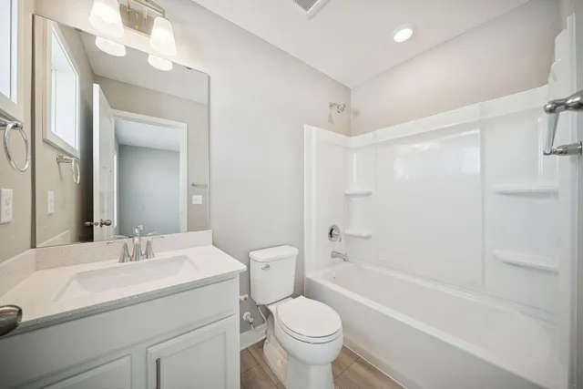 $639,900 | 18474 Greenstone Way, Lakeville, MN 55044