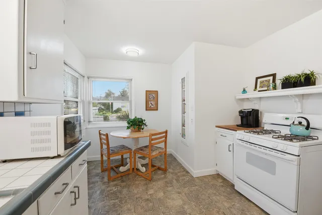 $698,000 | 1903 Bradhoff Avenue, San Leandro, CA 94577