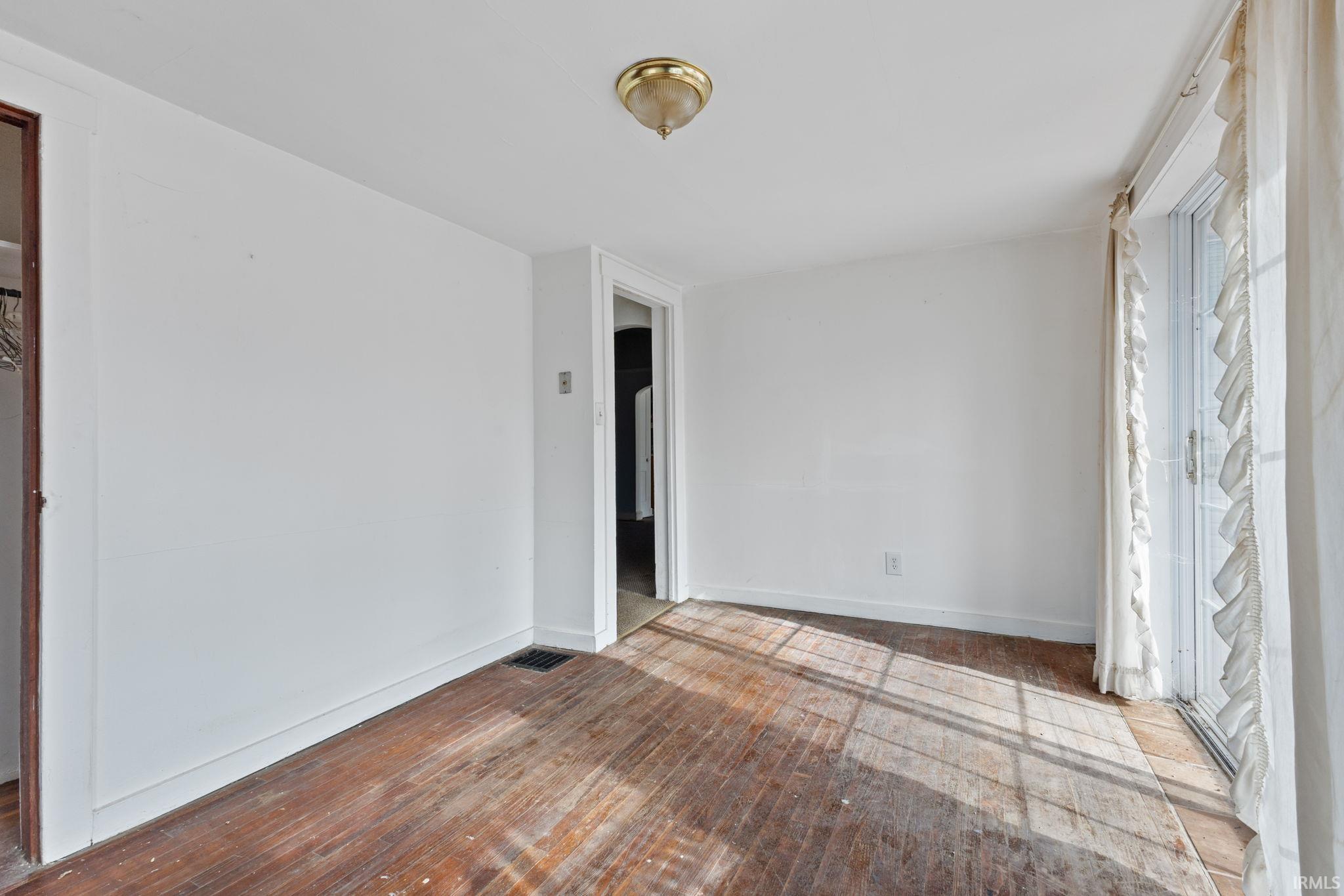 3434 North Russell Road Bloomington, IN 47408 - Photo 14 of 29 Gallery Image 14