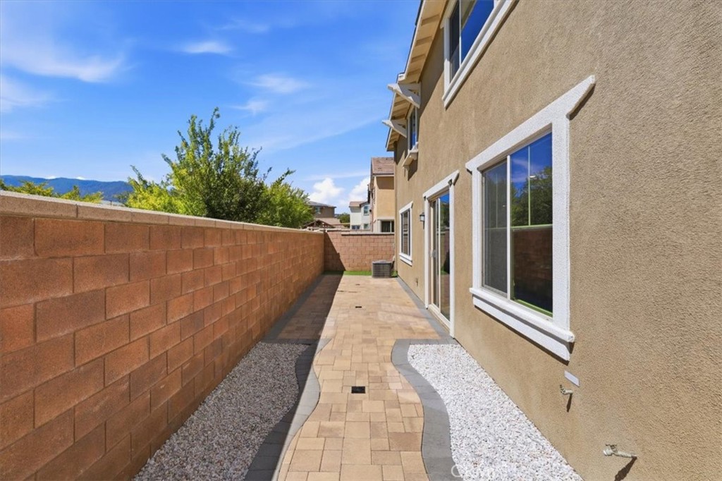 5370 Blue Ridge Way Fontana, CA 92336 - Photo 50 of 64 Gallery Image 50