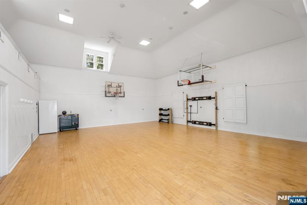 640 East Ridgewood Avenue Ridgewood, NJ 07450 - Photo 46 of 50