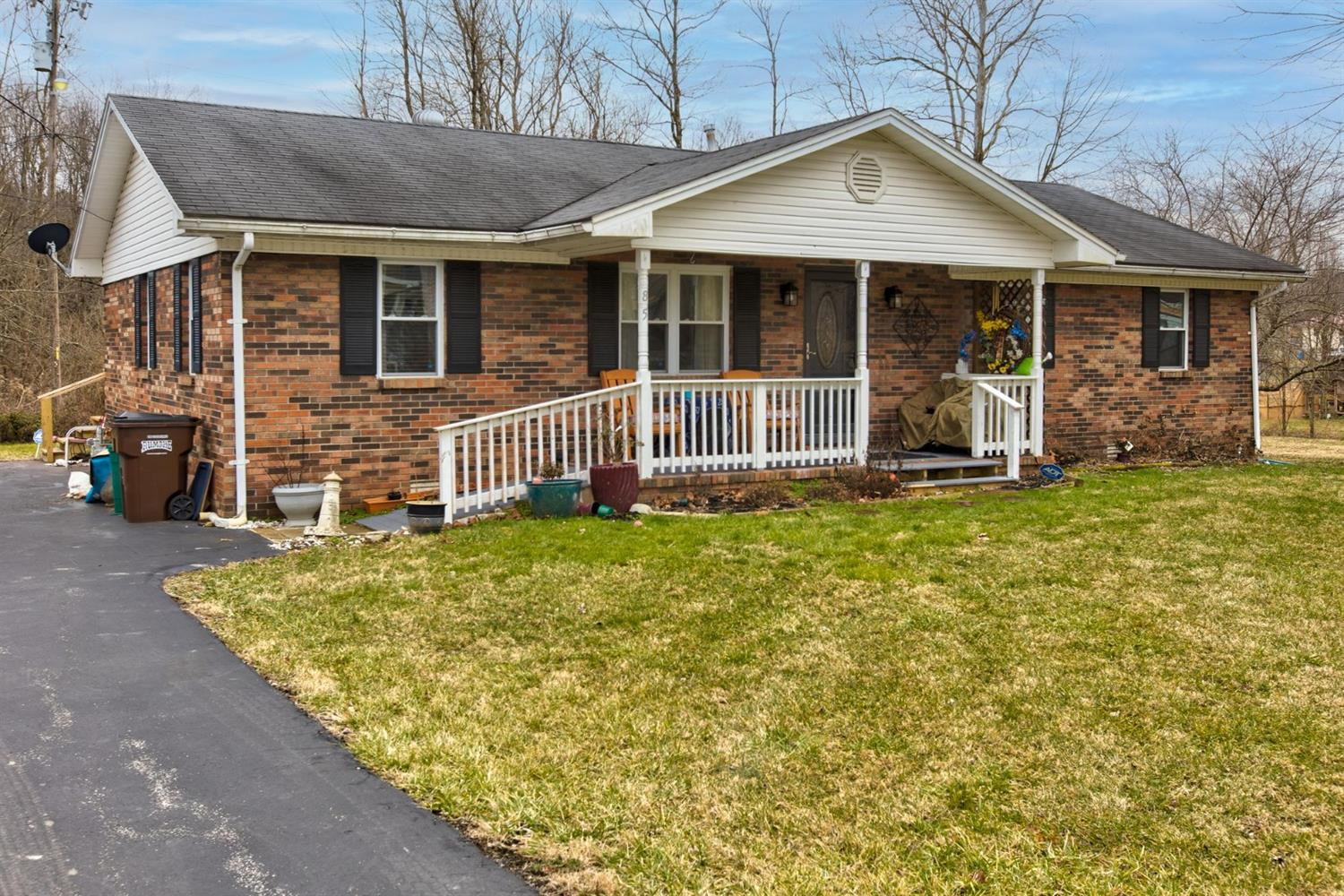 85 Reffitt Road Jeffersonville, KY 40337 - Photo 2 of 23 Photo 2