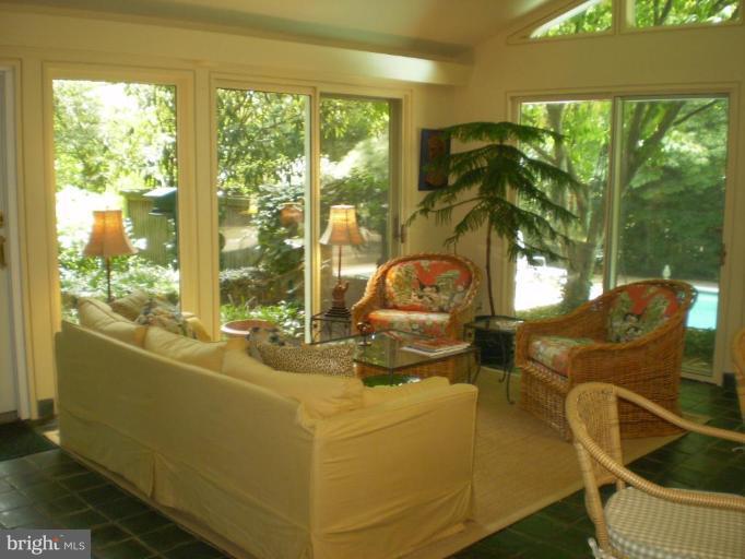 1930 Old Court Road Towson, MD 21093 - Photo 13 of 30 Family Room