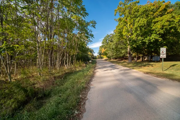 $650,000 | Lakeview Road, Bear Lake, MI 49614