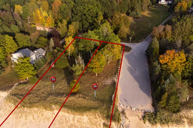 $650,000 | Lakeview Road, Bear Lake, MI 49614