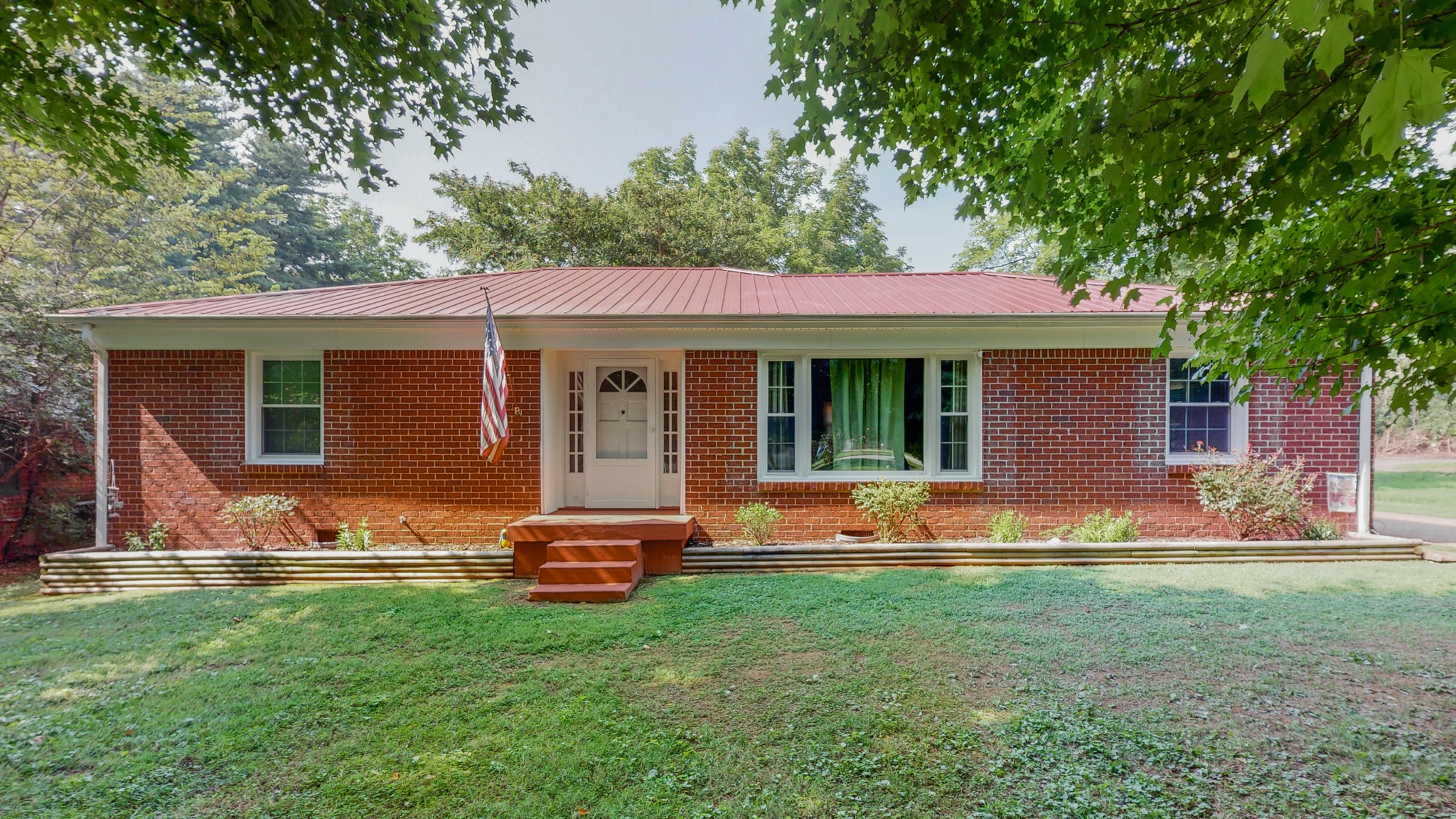128 Cole's Ferry Road Gallatin, TN 37066 - Photo 3 of 48 Gallery Image 3