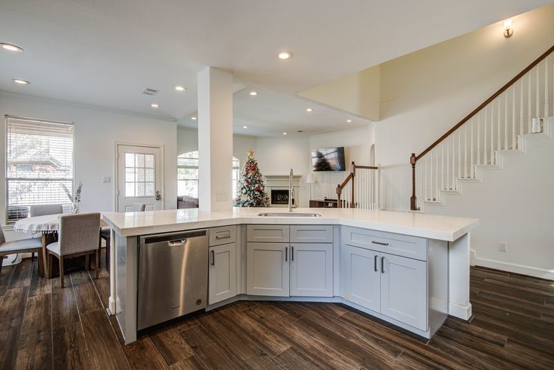16722 Innisbrook Drive Houston, TX 77095 - Photo 11 of 33 kitchen