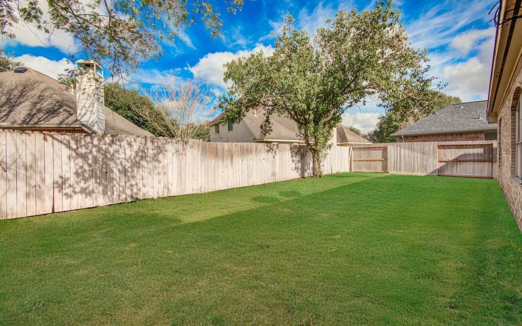 16722 Innisbrook Drive Houston, TX 77095 - Photo 33 of 33 Back yard