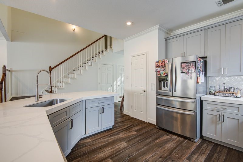 16722 Innisbrook Drive Houston, TX 77095 - Photo 9 of 33 kitchen