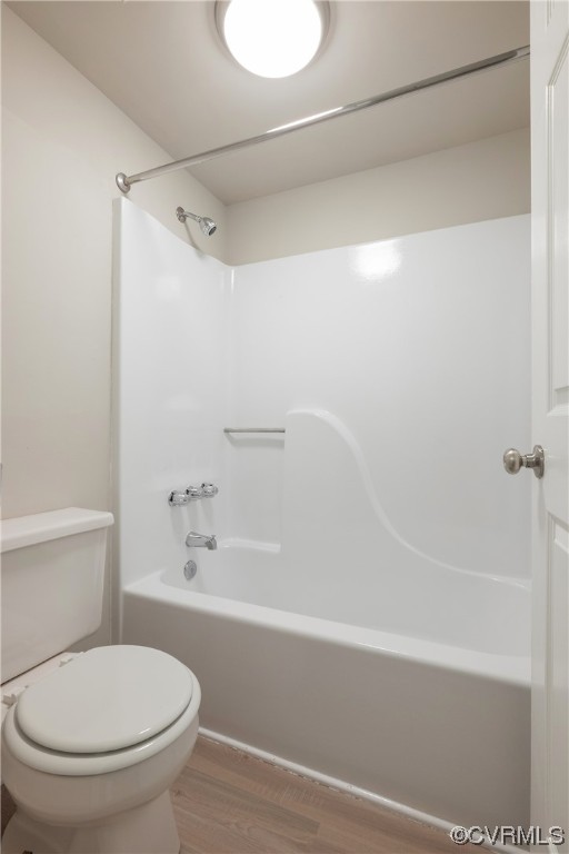 2675 Chancer Drive Henrico, VA 23233 - Photo 32 of 49 a bathroom with a toilet and a bathtub