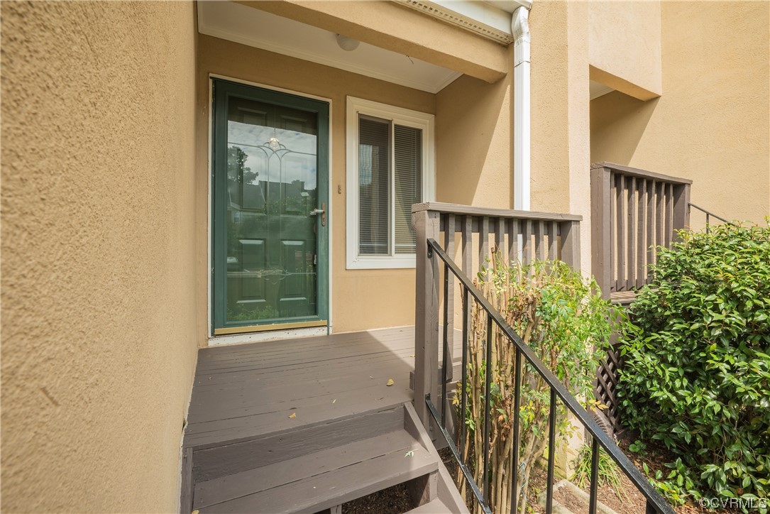 2675 Chancer Drive Henrico, VA 23233 - Photo 7 of 49 a view of balcony with small garden