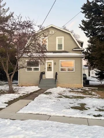 $299,900 | 113 Orchard Street, Round Lake, IL 60073