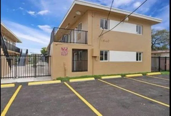 $1,350 | 1920 Washington Avenue, Unit 3, Opa-Locka, FL 33054
