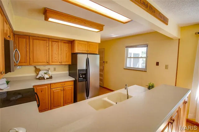 $195,000 | 4803 Paris Drive, Godfrey, IL 62035