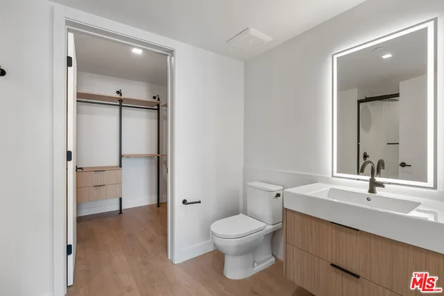 $4,395 | 10700 Tabor Street, Unit 313, Los Angeles, CA 90034