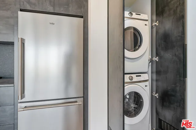 $4,395 | 10700 Tabor Street, Unit 313, Los Angeles, CA 90034