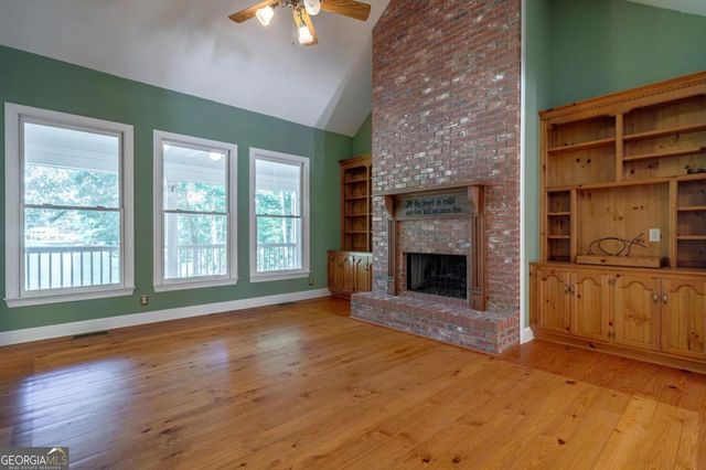 a bathroom with a tub