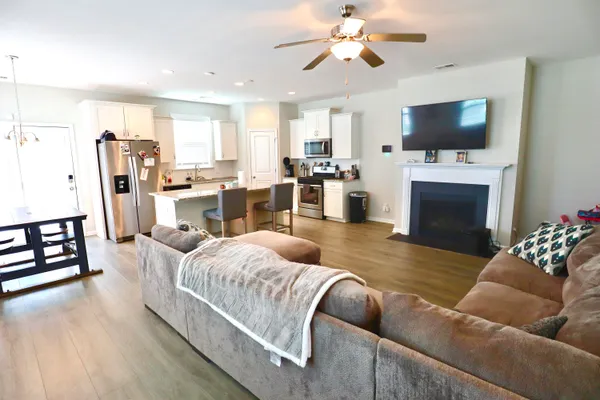 $2,300 | 103 Yorkshire Drive, Moncks Corner, SC 29461