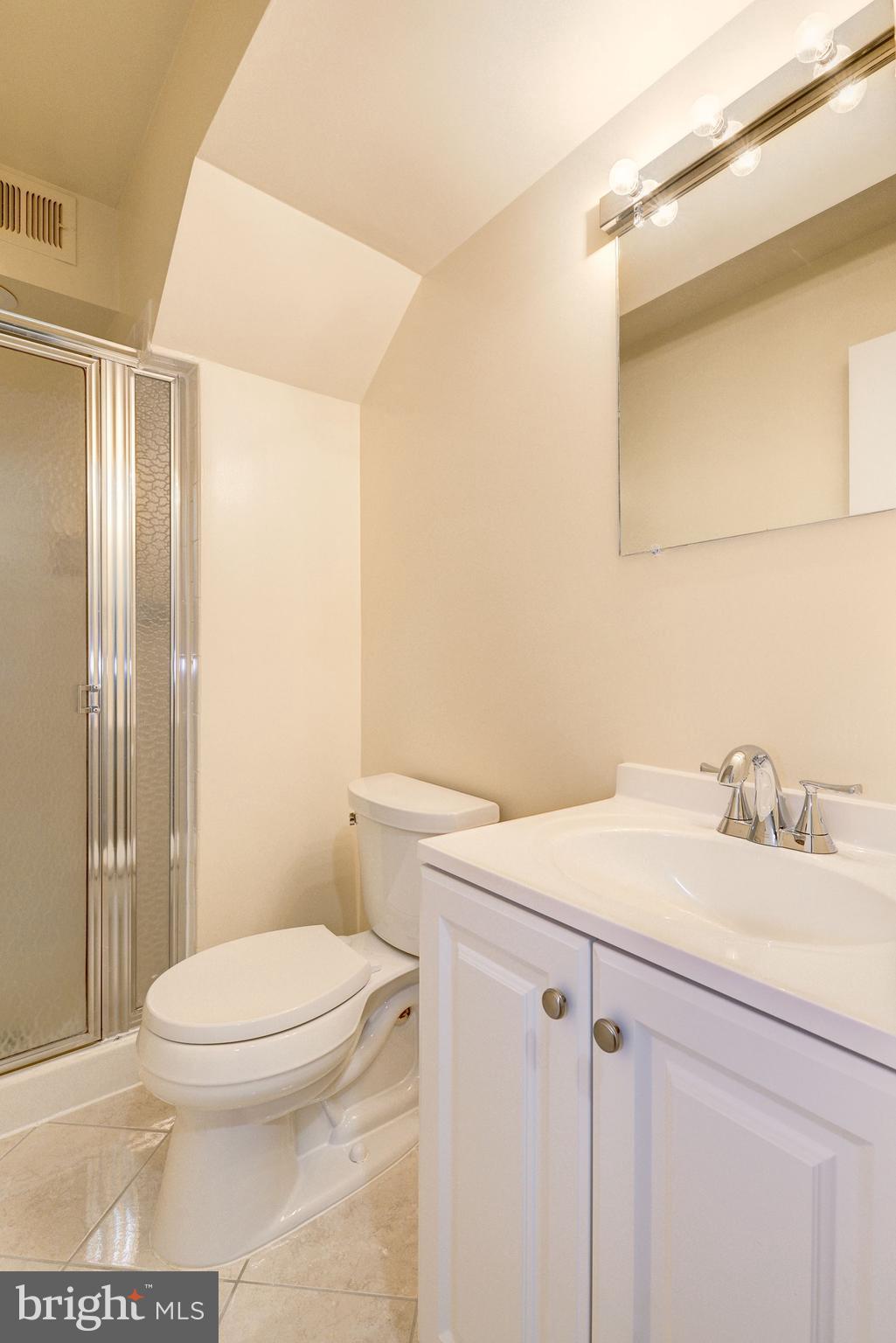 7423 Blair Road Northwest, Unit 7423 Washington, DC 20012 - Photo 24 of 30 Bath