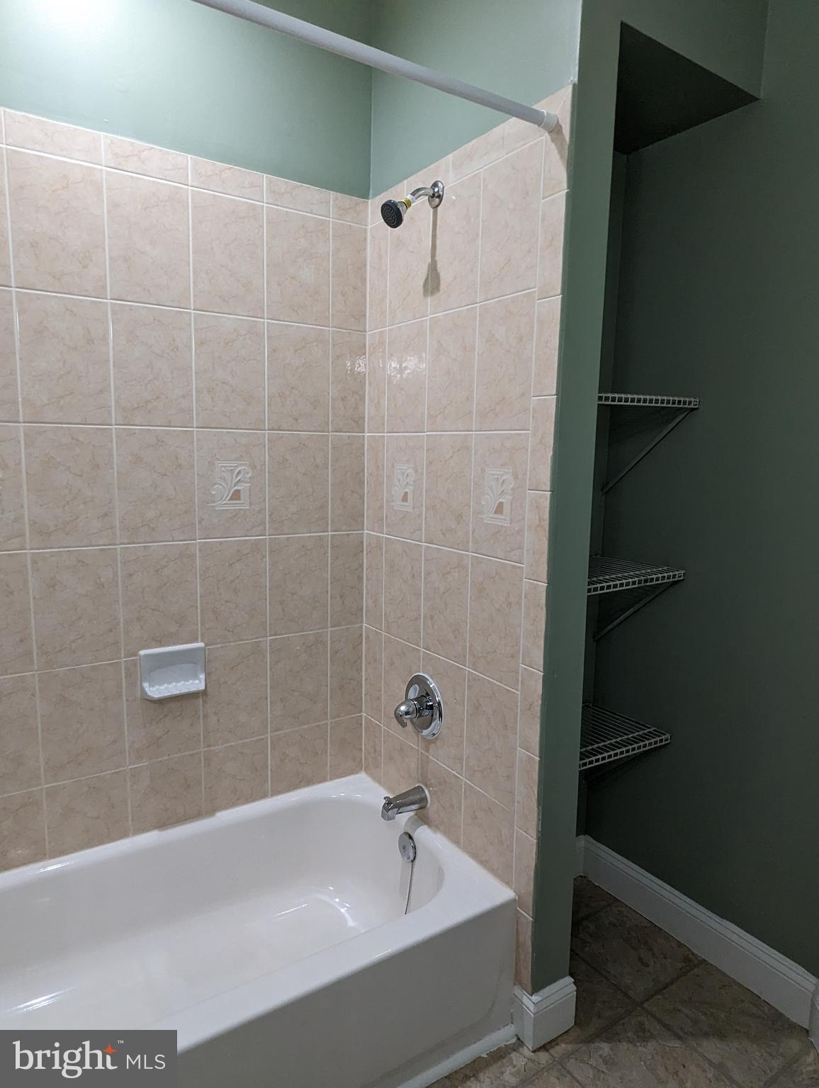 400 North Port Street Baltimore, MD 21224 - Photo 20 of 26 Full Bathroom 2