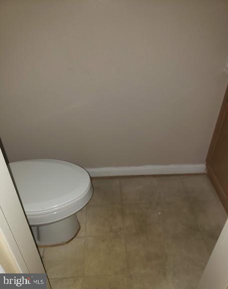 8184 Inverness Ridge Road Rockville, MD 20854 - Photo 11 of 23 Half Bath