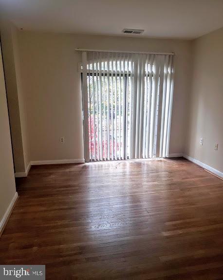 8184 Inverness Ridge Road Rockville, MD 20854 - Photo 7 of 23 Living Room
