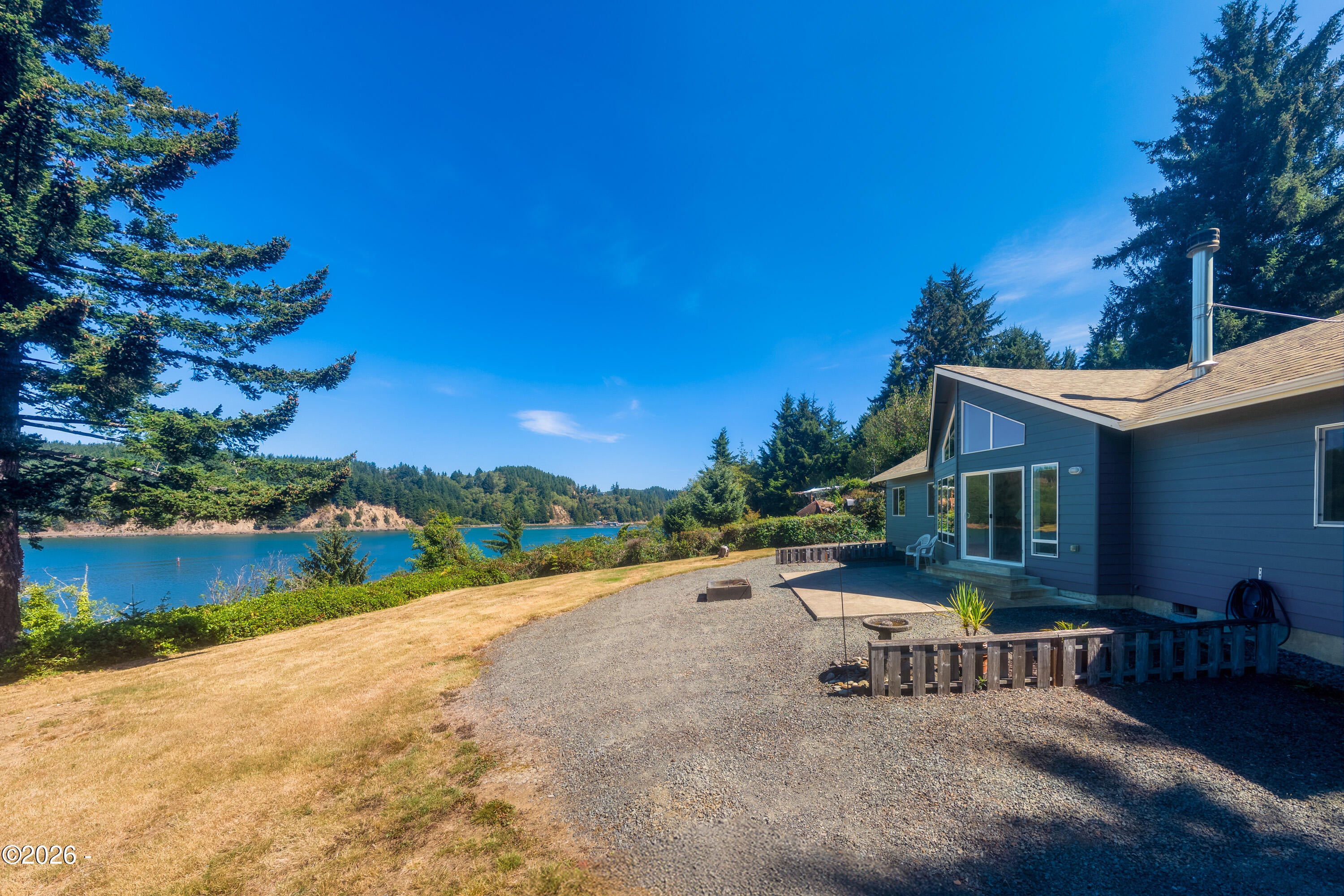 6039 South Bay Road Toledo, OR 97391 - Photo 3 of 49 Gallery Image 3