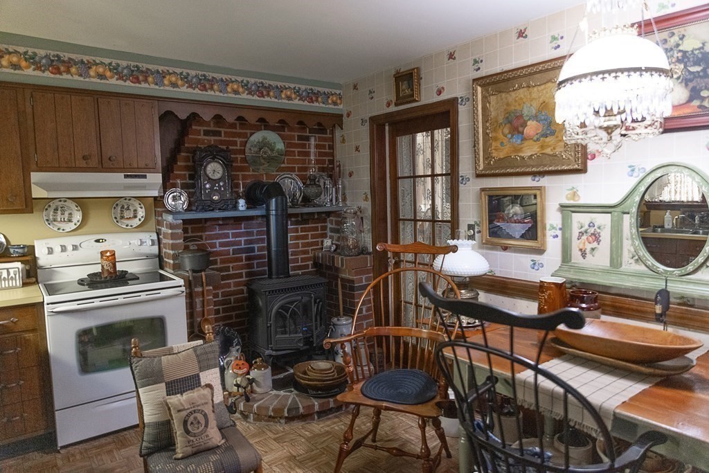 244 High Street Fall River, MA 02720 - Photo 19 of 23 Gallery Image 19