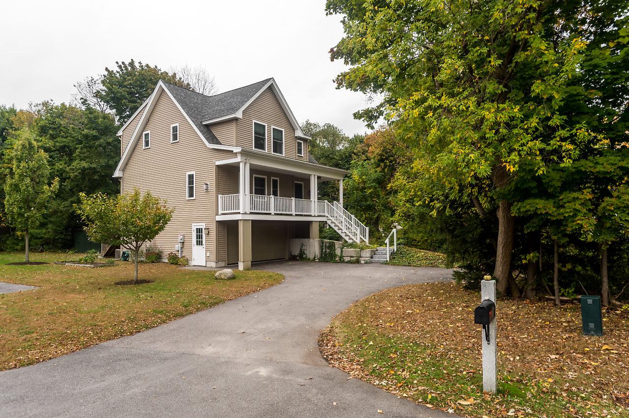 9 Veterans Way Exeter, NH 03833 - Photo 1 of 9 Gallery Image 1