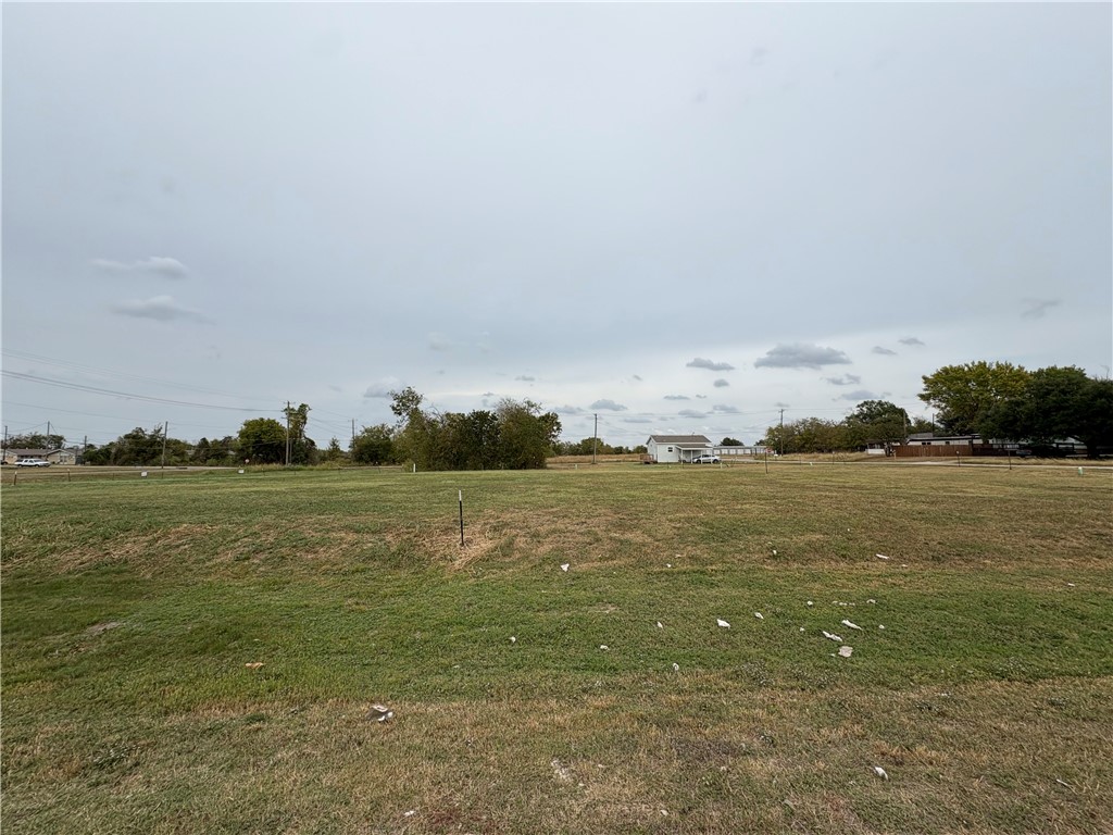 Tbd Tbd Sabine Groesbeck, TX 76642 - Photo 3 of 9 a view of an ocean
