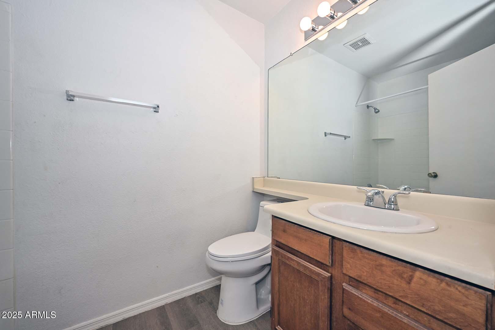 7977 West Wacker Road, Unit 174 Peoria, AZ 85381 - Photo 34 of 42 2nd Bath