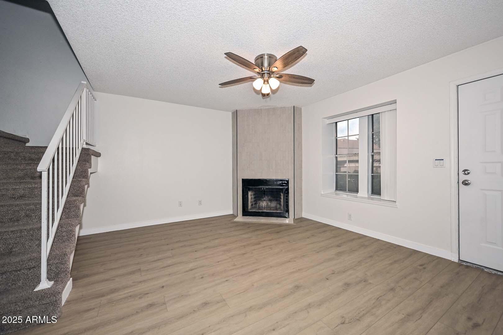7977 West Wacker Road, Unit 174 Peoria, AZ 85381 - Photo 5 of 42 Great Room2