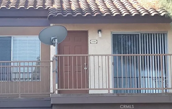 $2,185 | 990 Margarita Drive, Corona, CA 92879