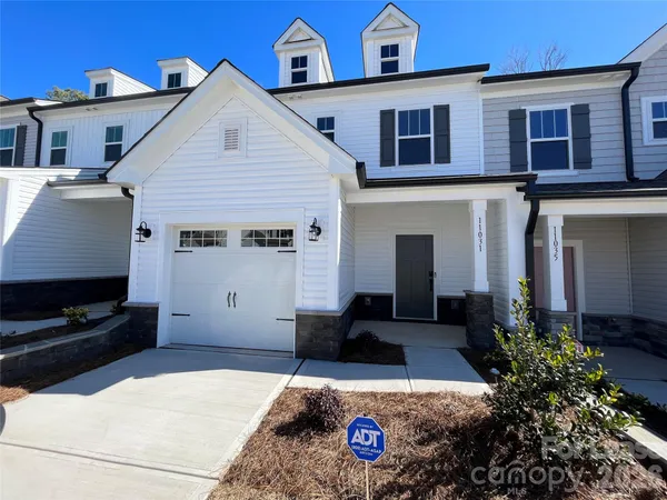 $2,250 | 11031 Pagebrook Lane, Charlotte, NC 28214