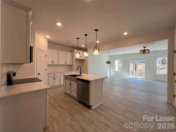 $2,250 | 11031 Pagebrook Lane, Charlotte, NC 28214