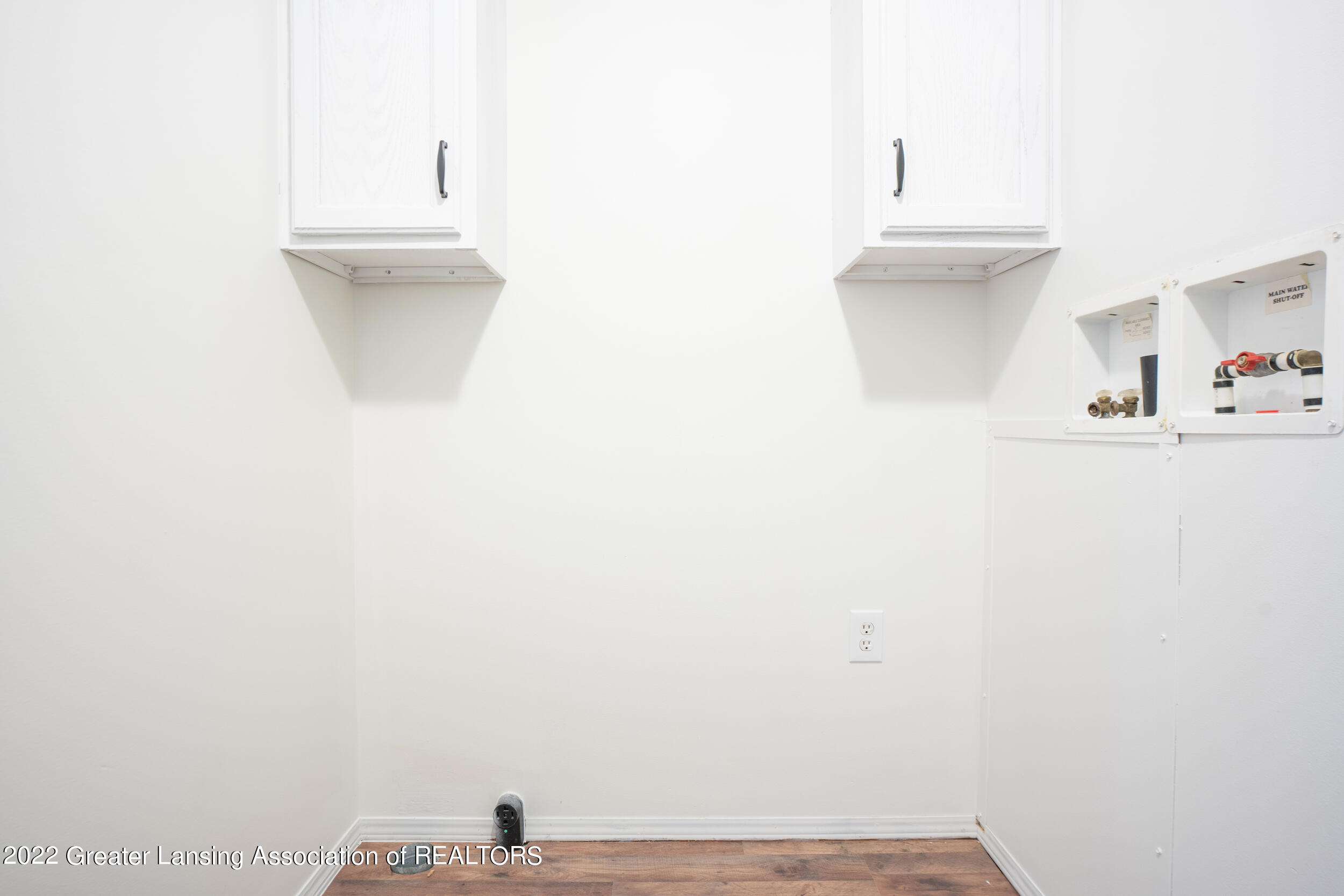 937 Pierce Road Lansing, MI 48910 - Photo 16 of 20 DSC05560