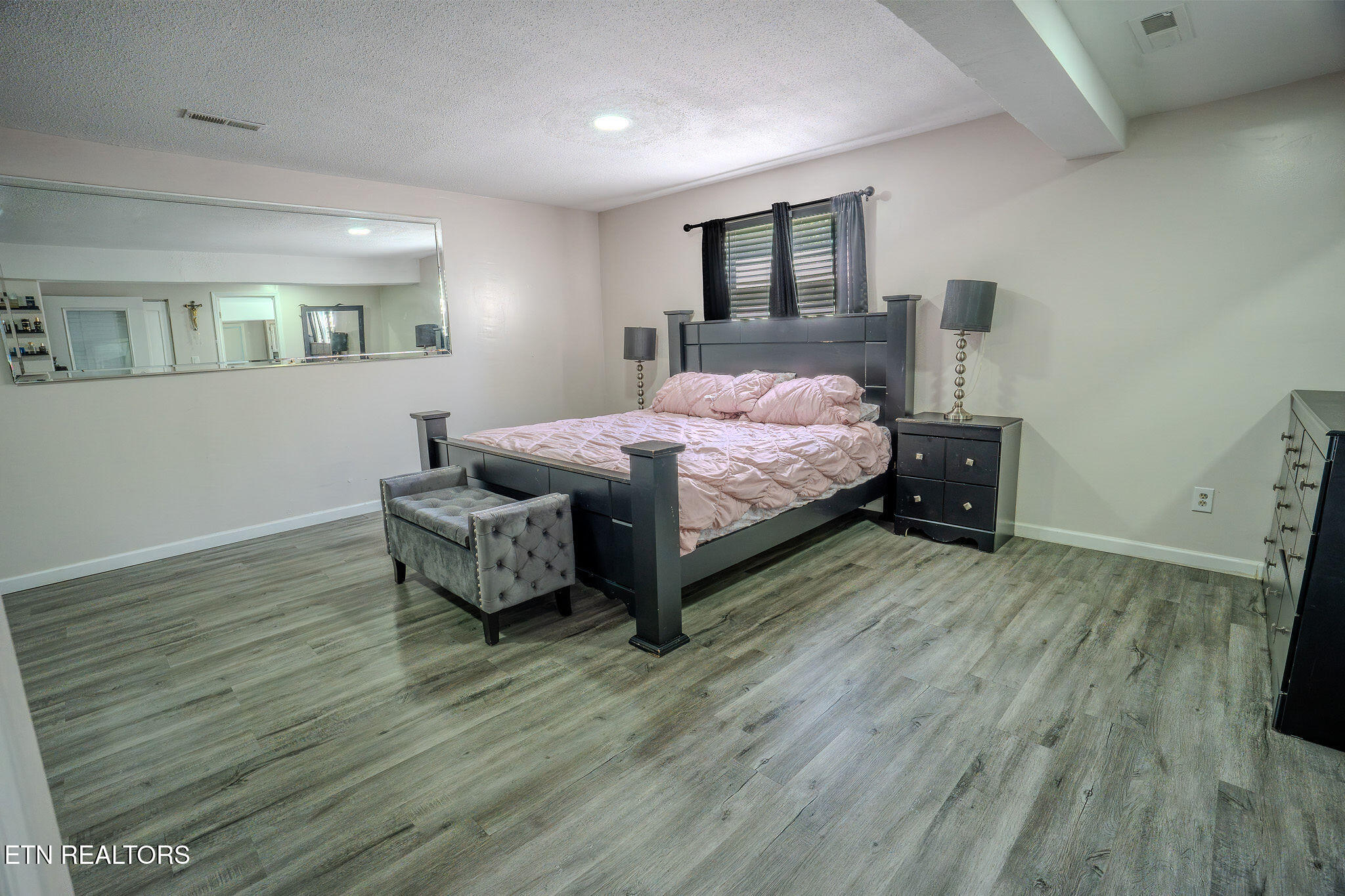 8023 Conner Road Powell, TN 37849 - Photo 32 of 58 DSC08507-HDR