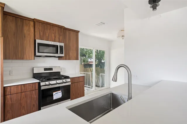 $1,550 | 1800 Nicole Circle, Unit B, Round Rock, TX 78664