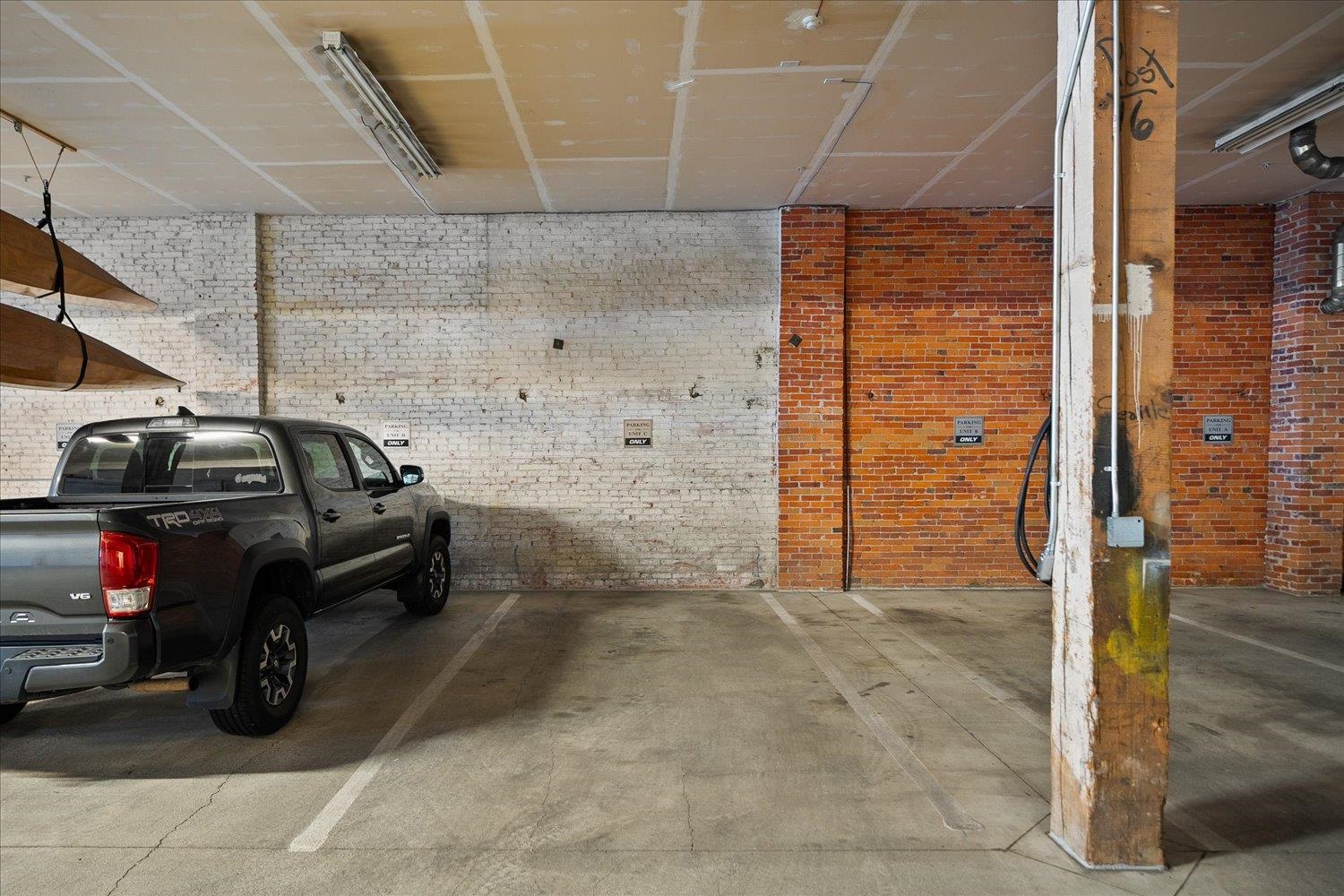 152 South Jefferson Street, Unit C Spokane, WA 99201 - Photo 20 of 26