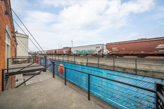 $415,000 | 152 South Jefferson Street, Unit C, Spokane, WA 99201