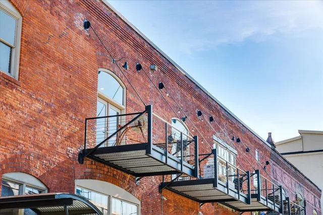 $415,000 | 152 South Jefferson Street, Unit C, Spokane, WA 99201