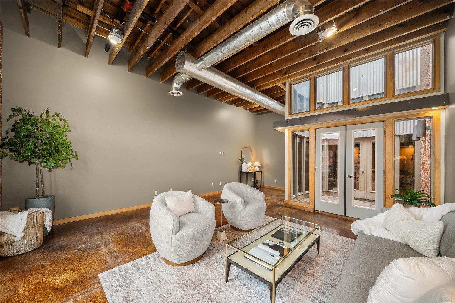 152 South Jefferson Street, Unit C Spokane, WA 99201 - Photo 5 of 26