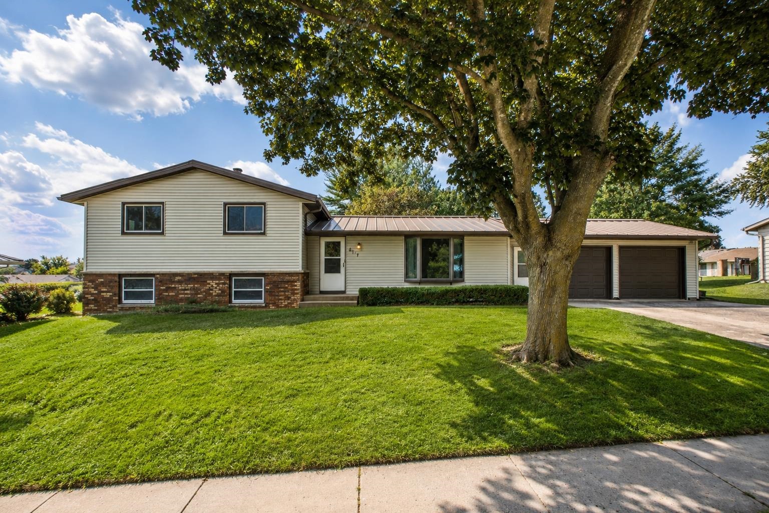 617 Melanie Lane Ripon, WI 54971 - Photo 1 of 31 Gallery Image 1