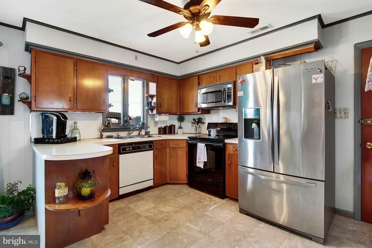 1914 White Hall Road Littlestown, PA 17340 - Photo 8 of 25