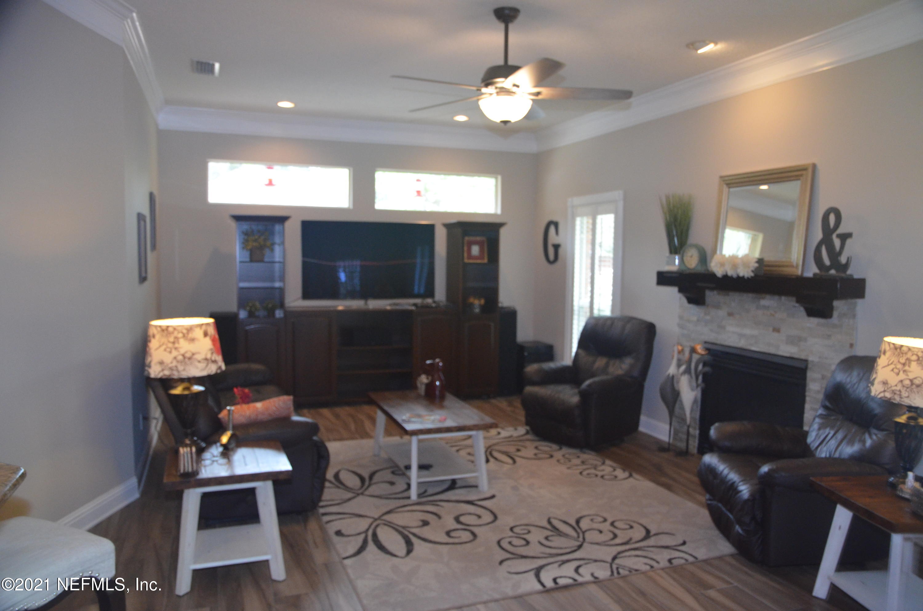 271 North Ridge Drive Fleming Island, FL 32003 - Photo 8 of 25 1616463679-008-271-North-Ridge-Dr.-1